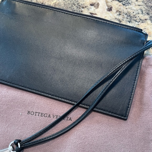 Bottega Veneta Interior Pouch from Tote Black with Silver Sipper - Picture 2 of 7